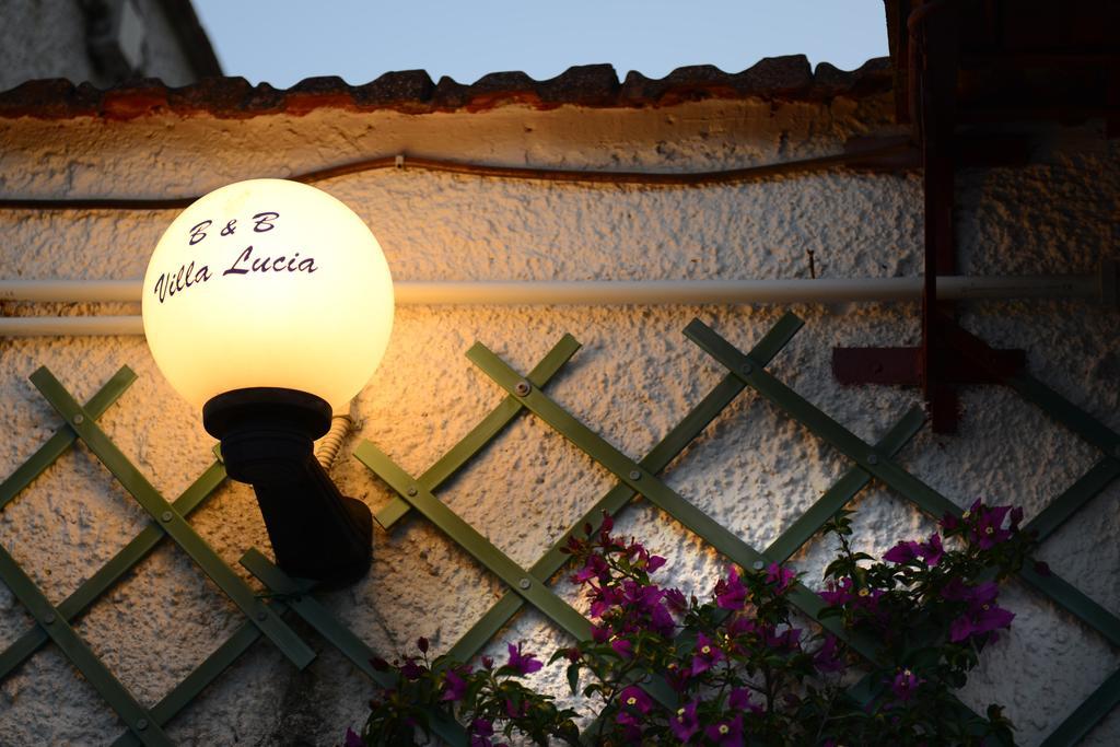 מסניה B&B Villa Lucia מראה חיצוני תמונה
