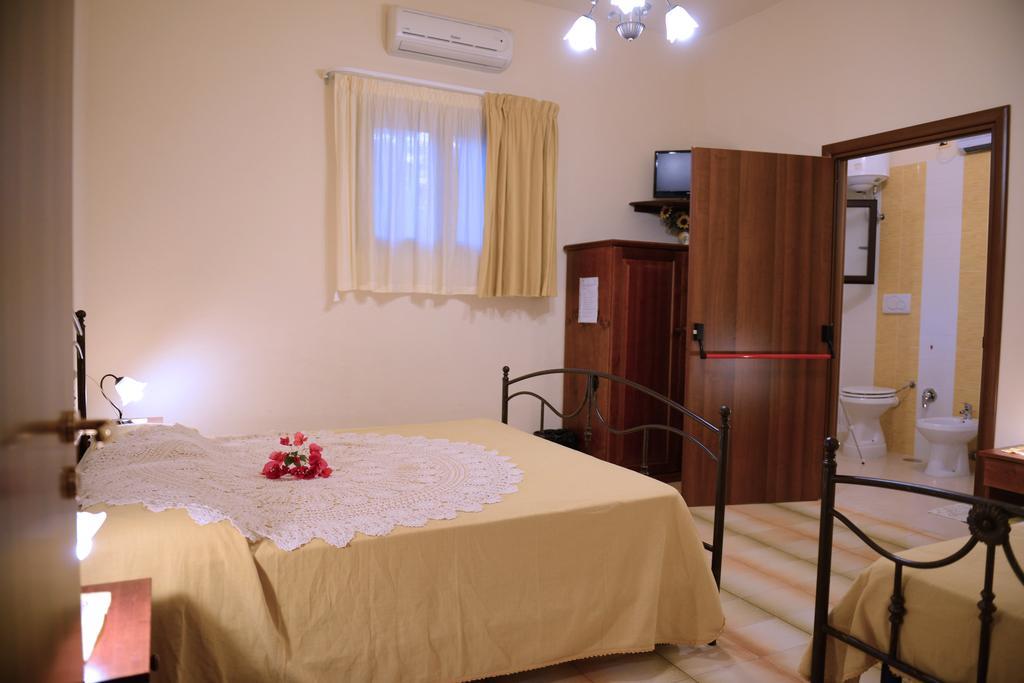 מסניה B&B Villa Lucia חדר תמונה
