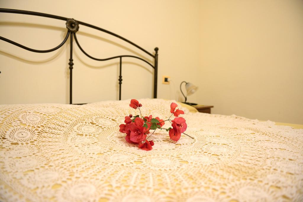 מסניה B&B Villa Lucia חדר תמונה