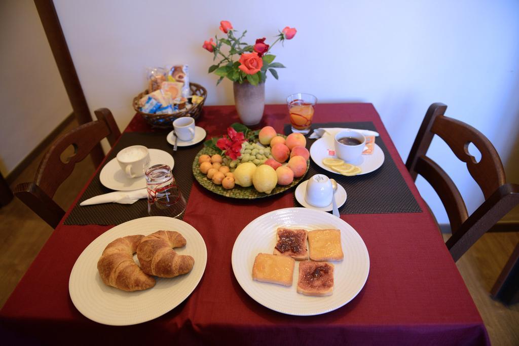 מסניה B&B Villa Lucia חדר תמונה