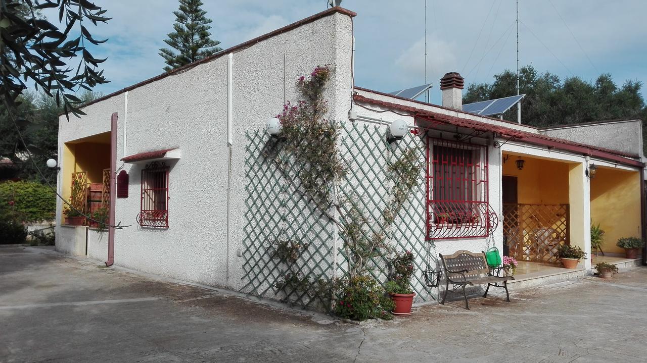 מסניה B&B Villa Lucia מראה חיצוני תמונה